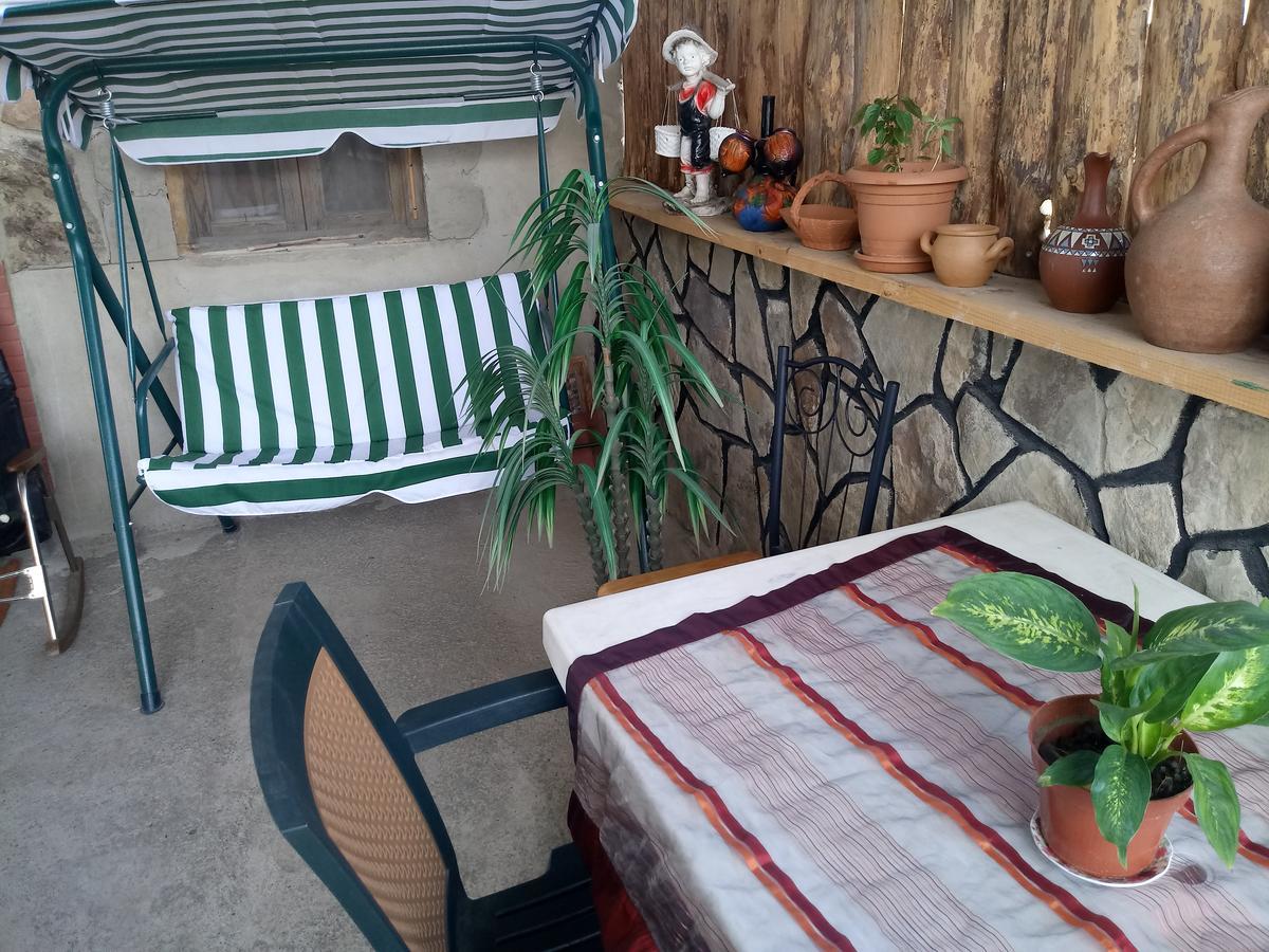Tamar Guest House Gori Esterno foto