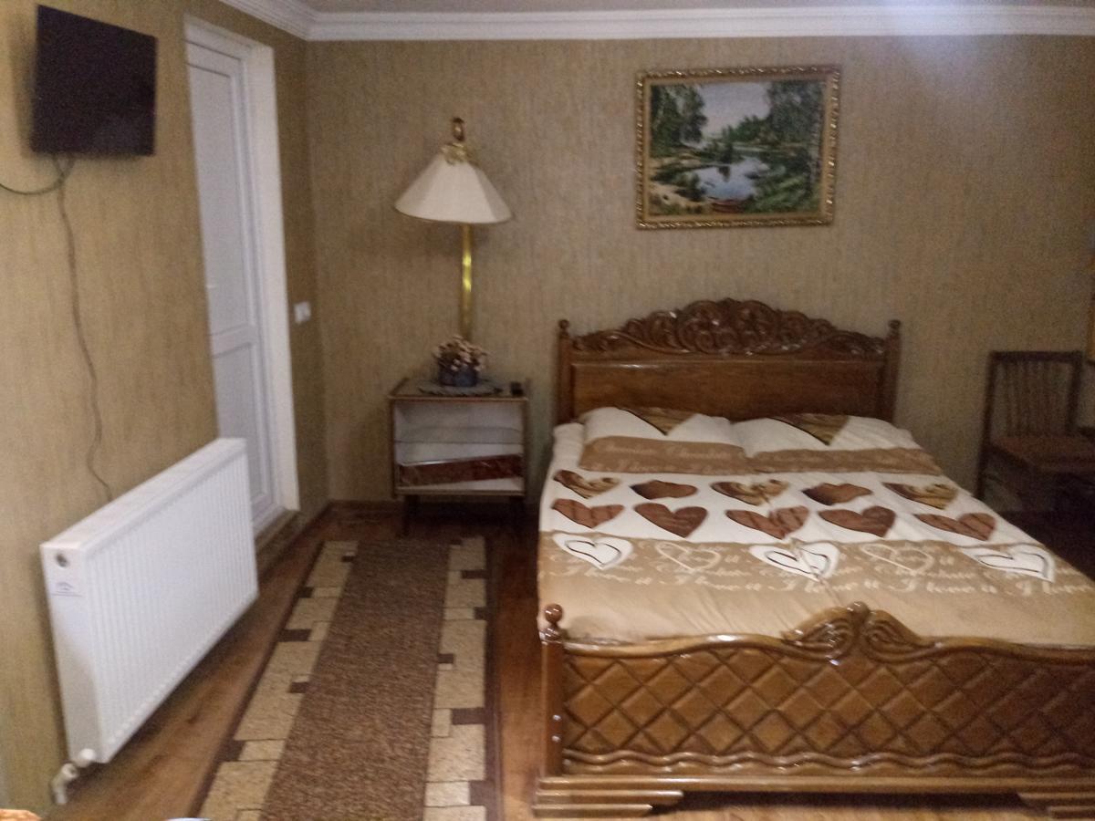 Tamar Guest House Gori Esterno foto